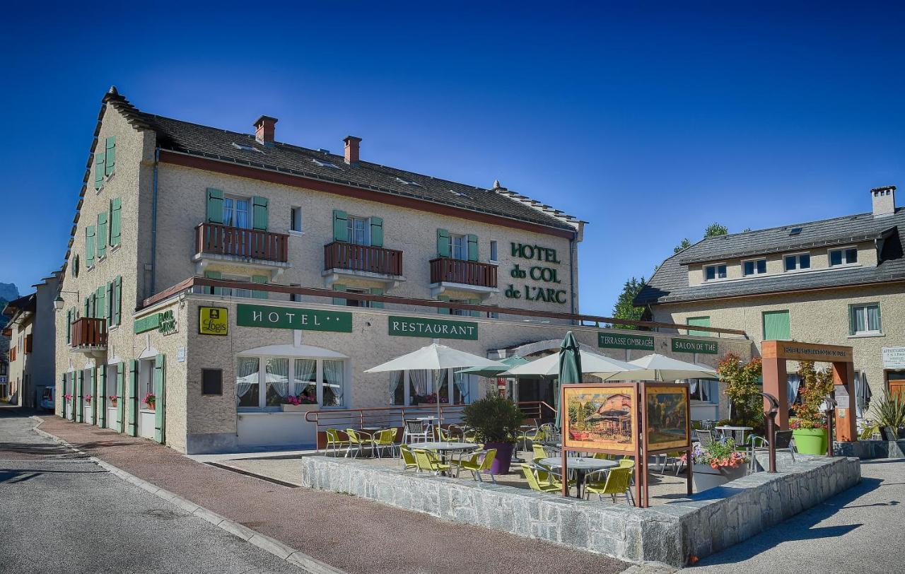 Logis Hotel - Le Col De L'Arc Lans-en-Vercors Buitenkant foto